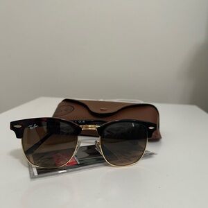 NWOT Ray Ban Tortoise havanera Club Master.